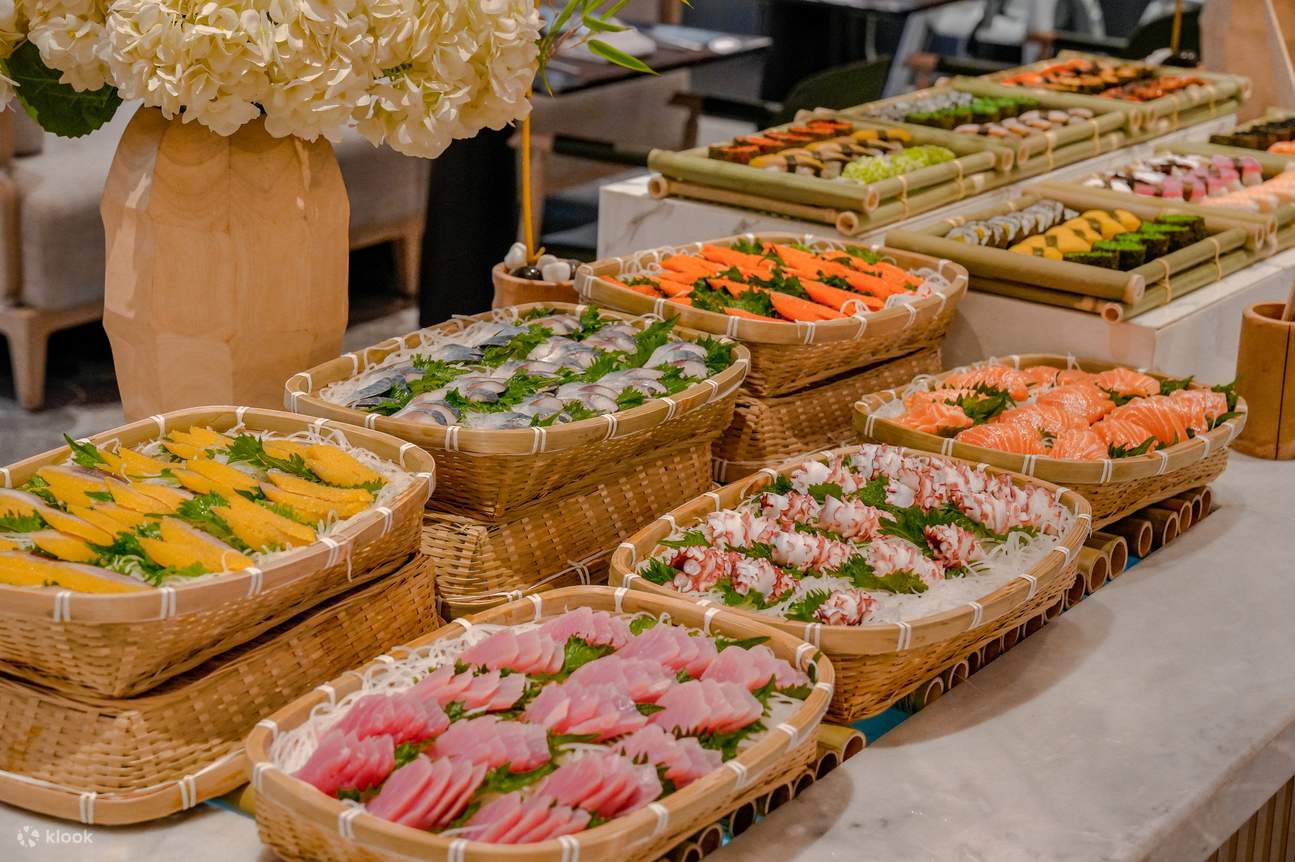 【รับประทานอาหารในโรงแรม】บุฟเฟ่ต์อาหารค่ำที่ศูนย์การประชุมและแสดงนิทรรศการ InterContinental Shenzhen | ร้านอาหารคอมมูน